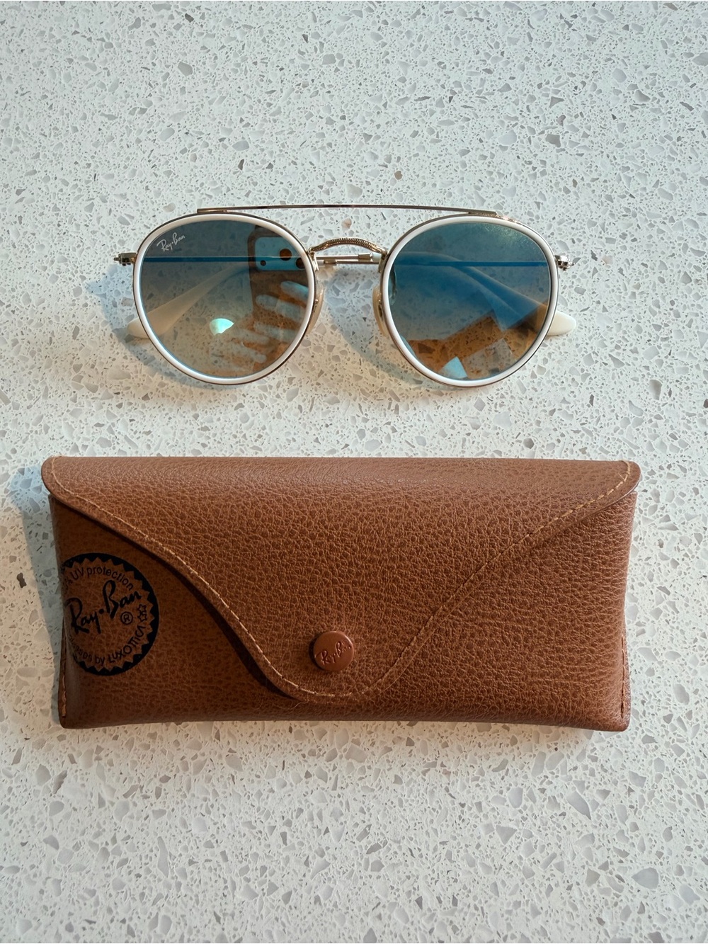 Ray-Ban Contrast Frame Round Sunglasses